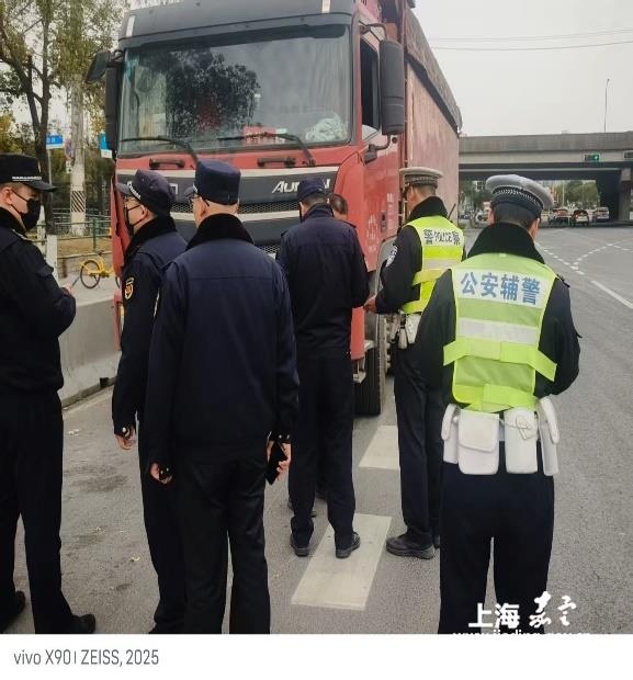 033cf17e91e84324b661d3e679e48af5.Jpeg 033cf17e91e84324b661d3e679e48af5.Jpeg