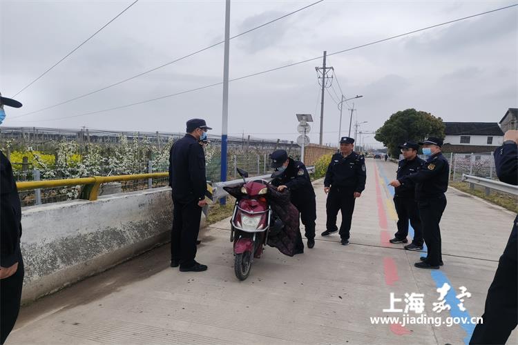 160ccd4f852f4ddbbf62758f17c4b123.jpg 160ccd4f852f4ddbbf62758f17c4b123.jpg