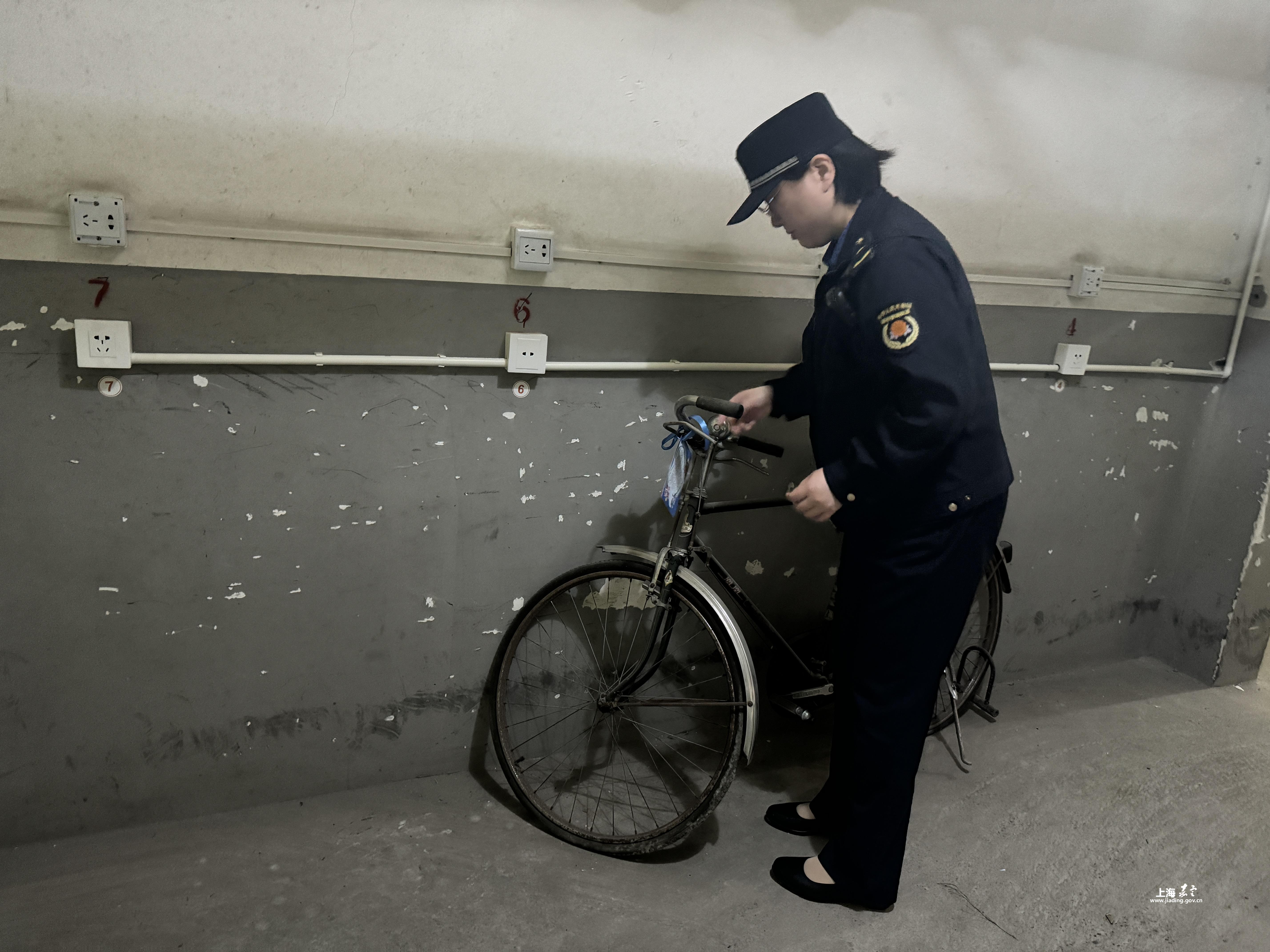 1b6a928e5b6a44b78c58c5fe37626d36.jpg 1b6a928e5b6a44b78c58c5fe37626d36.jpg