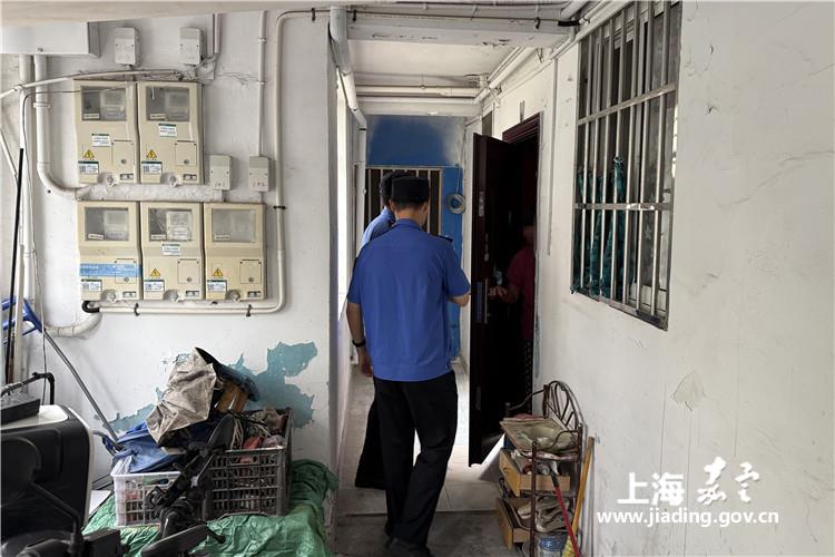 1ce956f9476b41e683a13c75a37bcaee.jpg 1ce956f9476b41e683a13c75a37bcaee.jpg