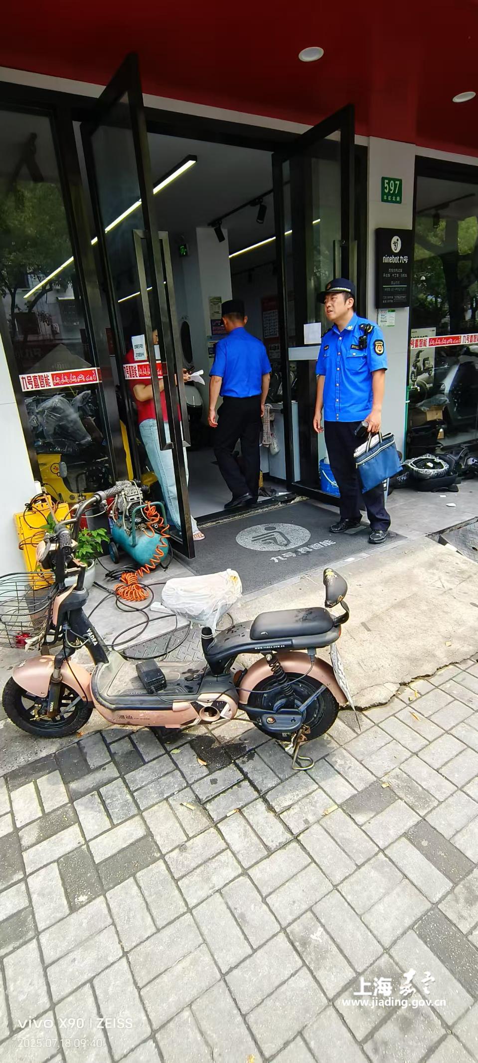 24032b7ce9564f04b5f59e5735b61471.Jpeg