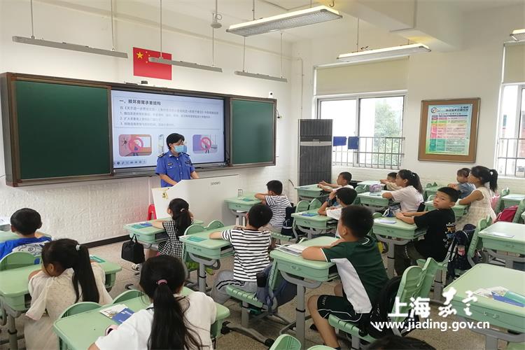 4408d7d20ec844afb3c8fbcbc2ffe4ed.jpg 4408d7d20ec844afb3c8fbcbc2ffe4ed.jpg