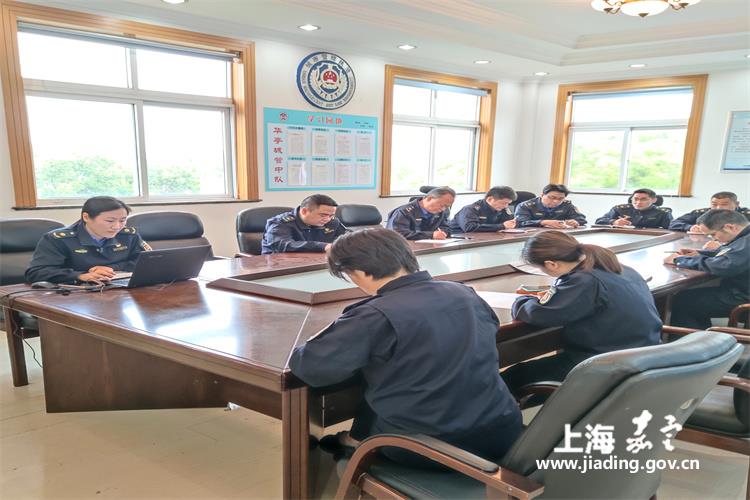 5e758cf261944cad999d8154b989b0fb.jpg 5e758cf261944cad999d8154b989b0fb.jpg