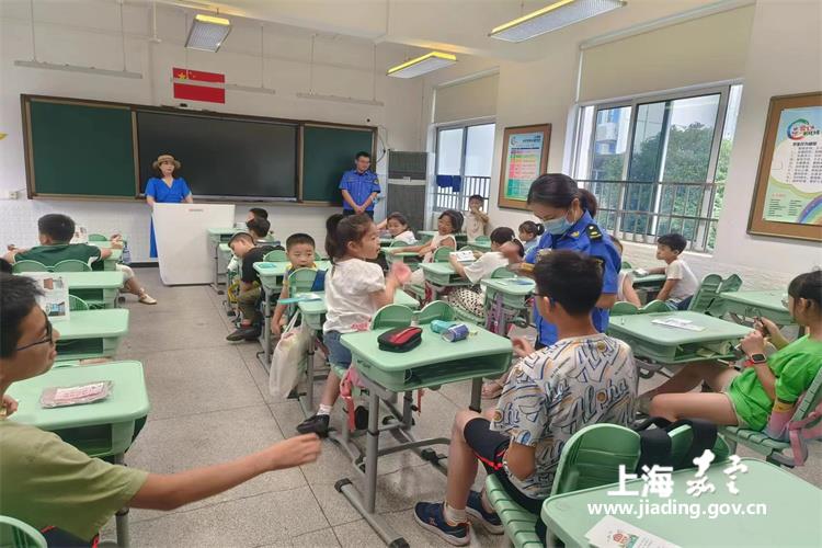 6a7b7f1506834a10b7eacef9363c3f25.jpg 6a7b7f1506834a10b7eacef9363c3f25.jpg