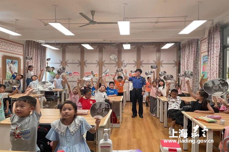 72c845294f684922a1e850f34a51923b.jpg 72c845294f684922a1e850f34a51923b.jpg