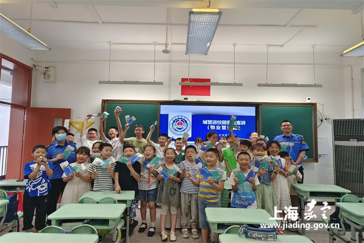 95bf75f42a8e466a88123de8f1b00f80.jpg 95bf75f42a8e466a88123de8f1b00f80.jpg