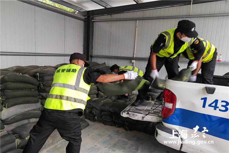 034e3de73cb34042a456e9339b5c4ec9.jpg 034e3de73cb34042a456e9339b5c4ec9.jpg