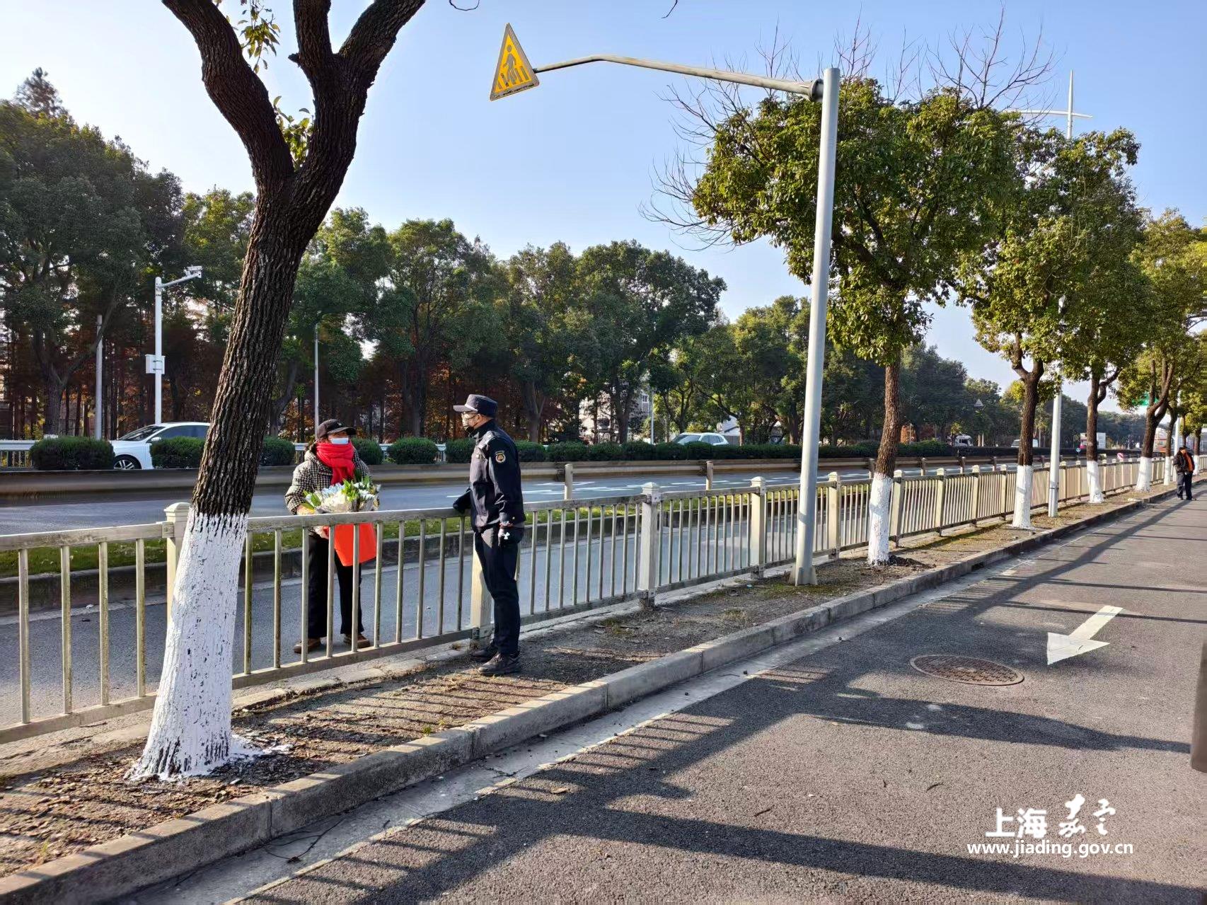 b30cd7c185ef44fe8967bb0f6a9e6ca1.jpg b30cd7c185ef44fe8967bb0f6a9e6ca1.jpg