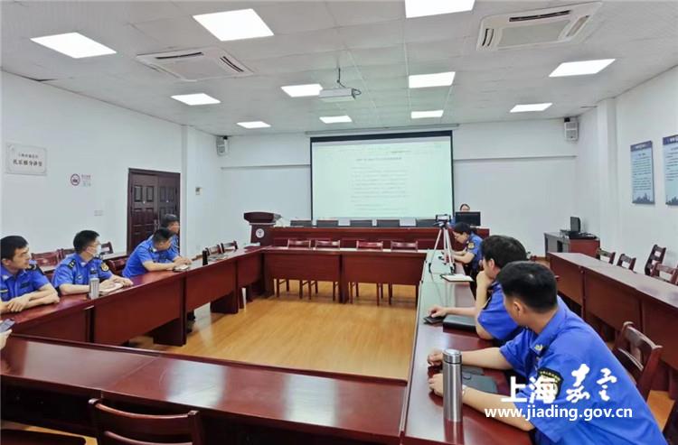 b906e059b75c4721833a3a5e2adcbc2c.jpg b906e059b75c4721833a3a5e2adcbc2c.jpg