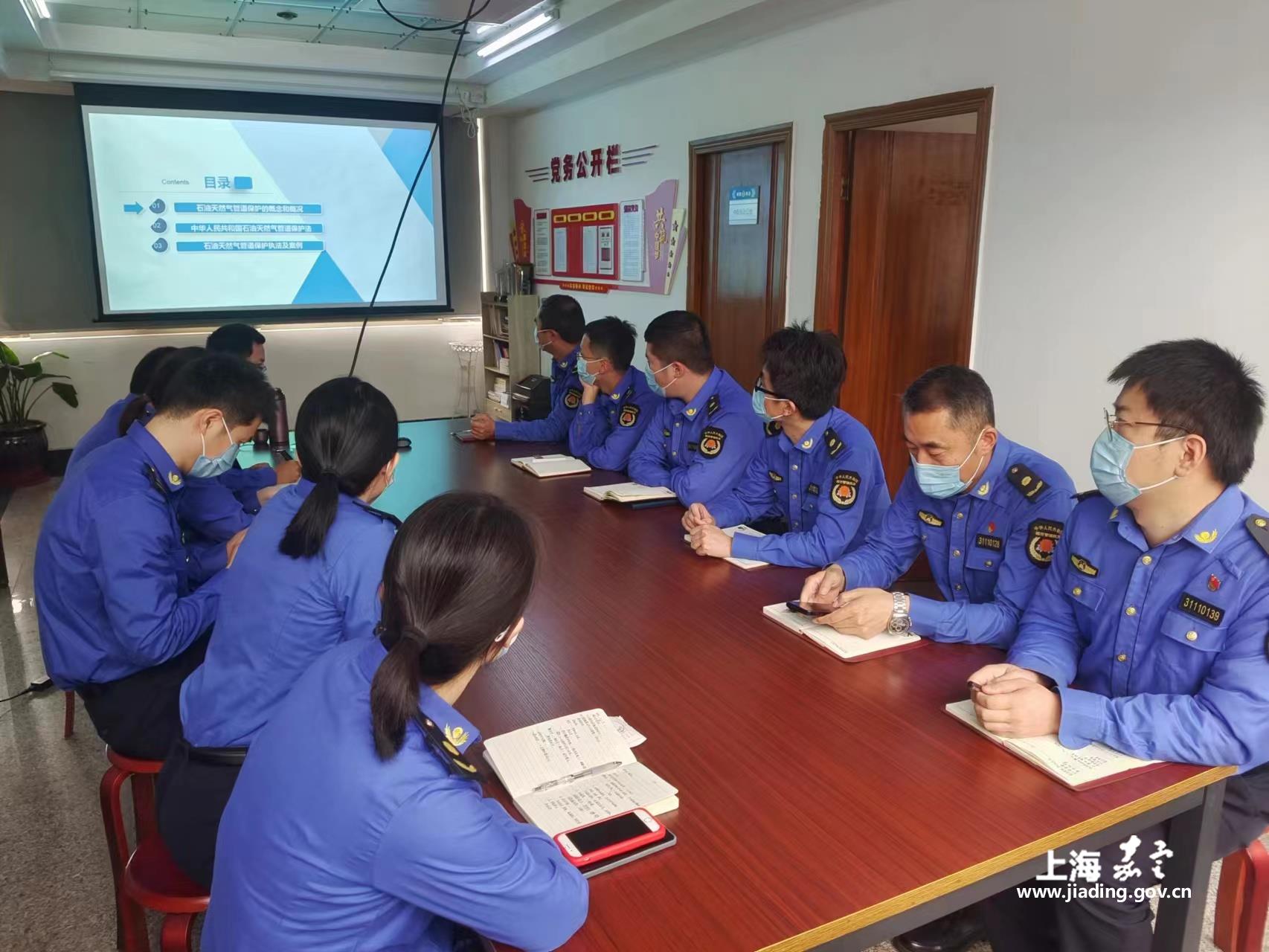 de04303a980a42feb84eff7a49875cca.jpg de04303a980a42feb84eff7a49875cca.jpg