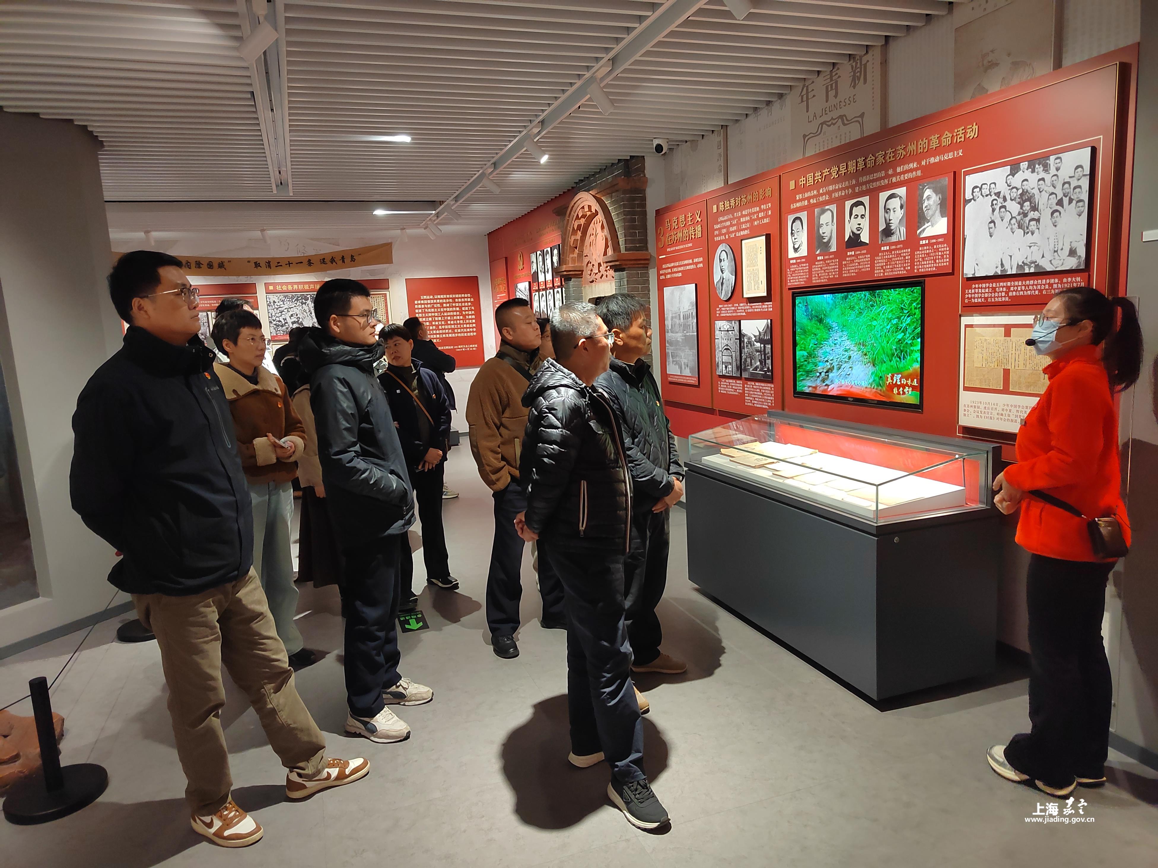 f673667af1da42ecb13e917160828a9b.jpg f673667af1da42ecb13e917160828a9b.jpg